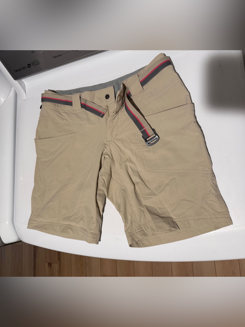 Eastern Mountain Sports Women’s Tan Hiking Shorts with Integrated Striped Belt
